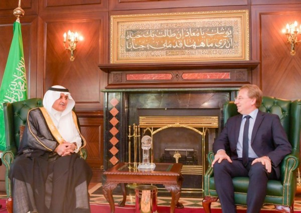 أمير منطقة تبوك يستقبل السفير الفرنسي لدى المملكة
