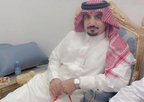 رجل الأعمال سالم بن ساكر بن شويلع الملقب بـ “هداج الشوالعة” يهنئ الشيخ فهاد بن ماطر بن شويلع بمناسبة زواج ابنه “سعود” رجل الأعمال سالم بن ساكر بن شويلع الملقب بـ “هداج الشوالعة” يهنئ الشيخ فهاد بن ماطر بن شويلع بمناسبة زواج ابنه “سعود”