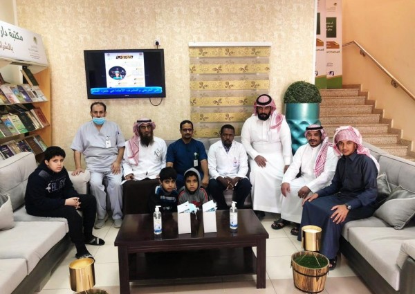 دار التوجية الإجتماعي بـ”بريدة” تنظم محاضرة علمية حول فيروس كورونا الجديد دار التوجية الإجتماعي بـ”بريدة” تنظم محاضرة علمية حول فيروس كورونا الجديد