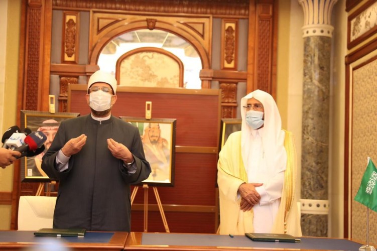 وزير الشؤون الإسلامية: لاخير في أمة لاتقدر علمائها الذين يعملون وفق القرآن الكريم والسنة النبوية
