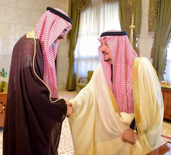 سمو أمير منطقة الرياض يستقبل الأمين العام للندوة العالمية للشباب الإسلامي