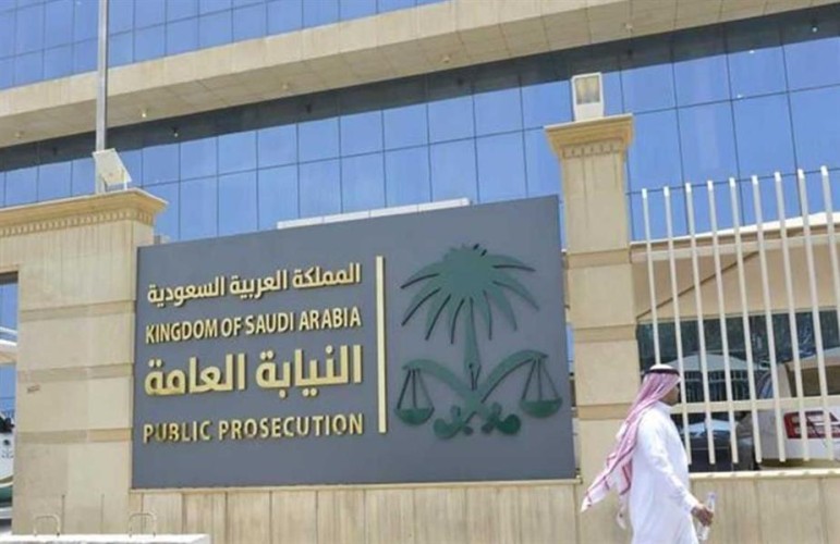 النيابة العامة تصدر أمراً بالقبض على شخص ظهر في مقطع يدعي معلومات كاذبة عن كورونا