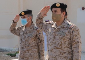 قائد القوات البحرية يرعى حفل تسليم واستلام زوراق الاعتراض السريعه