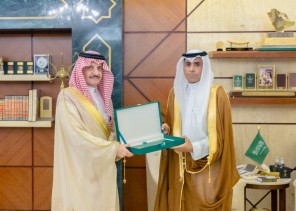 أمير الشرقية يستقبل مدير مكافحة المخدرات بالمنطقة أمير الشرقية يستقبل مدير مكافحة المخدرات بالمنطقة