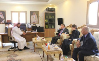 القنصل البريطاني العام يزور أدبي الباحة القنصل البريطاني العام يزور أدبي الباحة