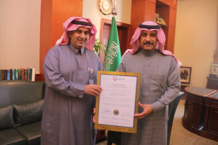 محافظ المجمعة يستقبل مدير مستشفى الملك خالد