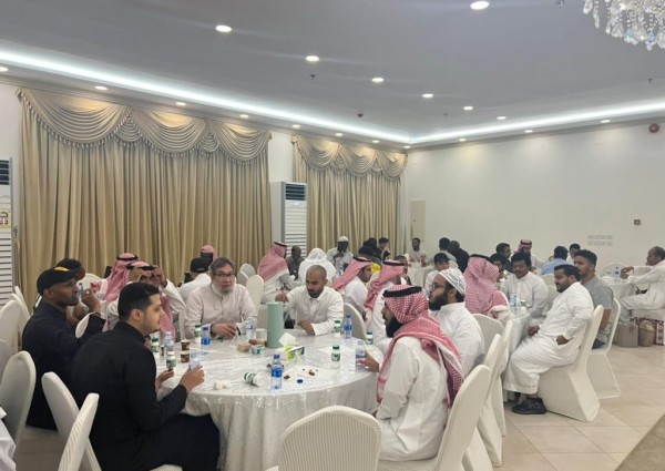 جمعية مساند لتمكين ذوي الظروف الخاصة بمكة تقيم افطار جماعي لأبنائها