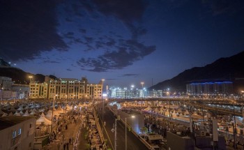 توجيه بإيقاف مسؤولَين في مؤسسة طوافة قصّرت في خدمة الحجاج توجيه بإيقاف مسؤولَين في مؤسسة طوافة قصّرت في خدمة الحجاج