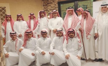 تقديرًا لمسيرته الحافلة بالعطاء.. أسرة آل أم ربح تكرّم الأستاذ ناجي الحارثي في أمسية وفاء بمحايل عسير تقديرًا لمسيرته الحافلة بالعطاء.. أسرة آل أم ربح تكرّم الأستاذ ناجي الحارثي في أمسية وفاء بمحايل عسير