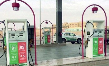 التجارة: تكشف عن سبب ارتفاع أسعار الوقود في المحطات بالطرق السريعة مقارنة بداخل المدن التجارة: تكشف عن سبب ارتفاع أسعار الوقود في المحطات بالطرق السريعة مقارنة بداخل المدن