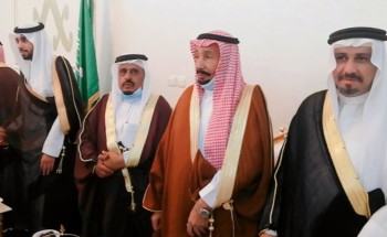 بحضور محافظ الحائط ونائبة .. الأستاذ “حميد حسين بن شويلع” يحتفل بزواج ابنة” حسين”” بحضور محافظ الحائط ونائبة .. الأستاذ “حميد حسين بن شويلع” يحتفل بزواج ابنة” حسين””