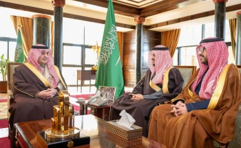 أمير تبوك يستقبل مدير فرع وزارة الرياضة بالمنطقة أمير تبوك يستقبل مدير فرع وزارة الرياضة بالمنطقة