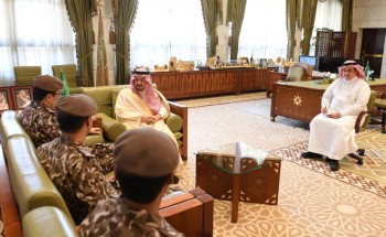 سمو أمير منطقة الرياض يستقبل قائد القوات الخاصة للأمن البيئي سمو أمير منطقة الرياض يستقبل قائد القوات الخاصة للأمن البيئي