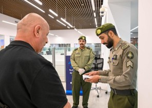 بمتابعة أمير منطقة تبوك.. مدينة الحجاج بمنفذ «حالة عمار» توفر خدمات متكاملة لضيوف الرحمن بترحيب وعناية متميزة بمتابعة أمير منطقة تبوك.. مدينة الحجاج بمنفذ «حالة عمار» توفر خدمات متكاملة لضيوف الرحمن بترحيب وعناية متميزة