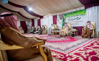 أمير القصيم يزور مركز الصلبية ويلتقي بالأهالي