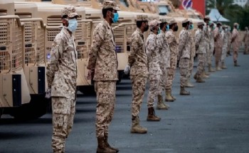 شاهد: جهود رجال الحرس الوطني قبيل أذان المغرب داخل أحياء مكة شاهد: جهود رجال الحرس الوطني قبيل أذان المغرب داخل أحياء مكة