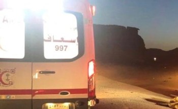الهلال الأحمر بتبوك يباشر حادث تصادم على طريق شرما