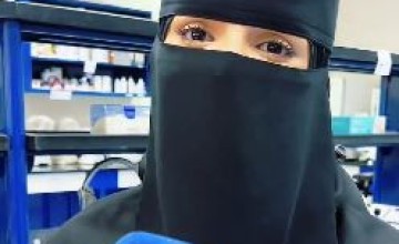 طالبة سعودية تذهل الجميع بابتكار طبي من “نوى التمر” لعلاج كسور العظام.. إليك التفاصيل (شاهد) طالبة سعودية تذهل الجميع بابتكار طبي من “نوى التمر” لعلاج كسور العظام.. إليك التفاصيل (شاهد)