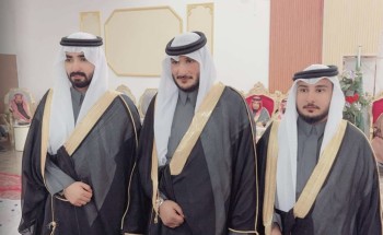 مفرح بن شويلع يحتفل بزواج أبنائه الملازم أول سليمان وأشقائه «عبد العزيز وعبدالله» في قصر الفارس بقرية الشق. مفرح بن شويلع يحتفل بزواج أبنائه الملازم أول سليمان وأشقائه «عبد العزيز وعبدالله» في قصر الفارس بقرية الشق.