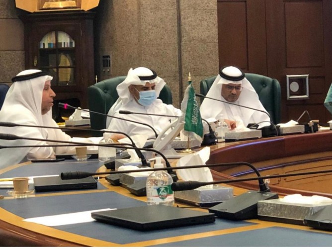 نائب شؤون التعدين ومدير جامعة الملك عبدالعزيز يبحثان سبل التعاون في مبادرات التعليم وتطوير المواهب