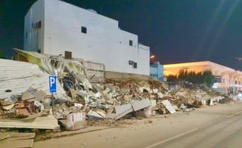 أمانة جدة: تحرير الحركة المرورية في شارع فلسطين بعد إزالة تعديات محلات تجارية أمانة جدة: تحرير الحركة المرورية في شارع فلسطين بعد إزالة تعديات محلات تجارية