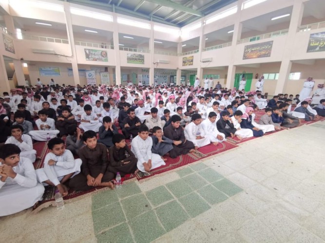 مدني الدرب يوعي طلاب مدارس الدرب باخطار الأمطار والسيول