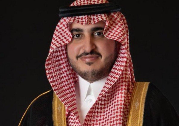 سمو أمير منطقة الجوف يسجل في برنامج التبرع بالأعضاء التابع للمركز السعودي للتبرع بالأعضاء