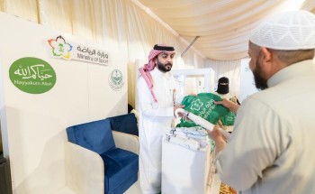 مبادرة إنسانية لاستقبال الحجاج بمنفذ جديدة عرعر بمشاركة متطوعي وزارة الرياضة مبادرة إنسانية لاستقبال الحجاج بمنفذ جديدة عرعر بمشاركة متطوعي وزارة الرياضة