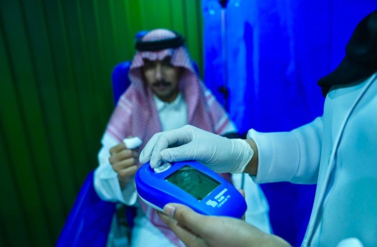 صندوق الشهداء والمصابين والأسرى والمفقودين ينظم حملة للتبرع بالدم في مدينة سكاكا