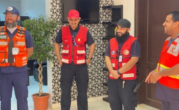 مدير عام الهلال الأحمر بالجوف ينقل معايدة معالي رئيس الهيئة لمنسوبيها العاملين بالميدان