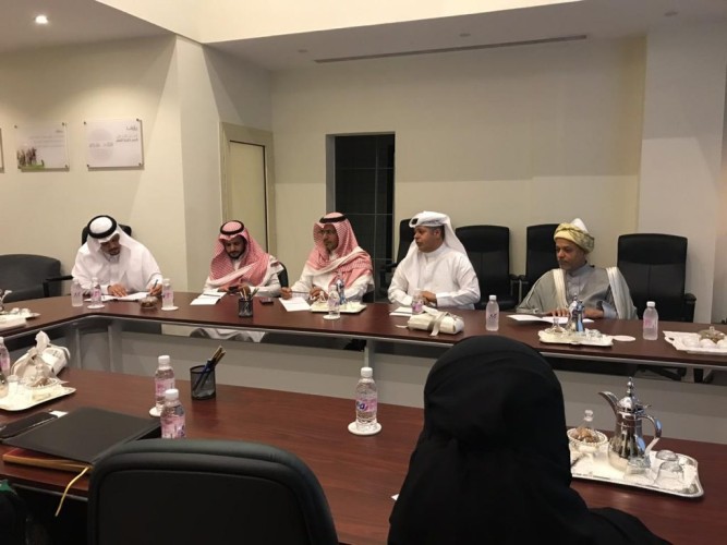 الجمعية الخيرية النسائية الأولى تعقد اجتماعها التعريفي الأول