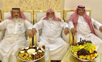 رجل الأعمال عايد بن عبيد يستضيف معرف قرية العدوة بمحافظة ينبع رجل الأعمال عايد بن عبيد يستضيف معرف قرية العدوة بمحافظة ينبع
