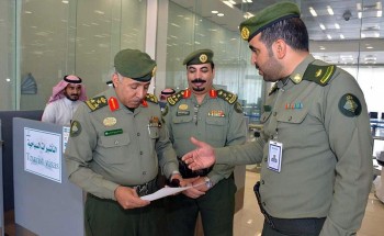 العميد “عبدالله بن راجح المشيخي” يتفقد جوازات منطقة حائل وفروعها! العميد “عبدالله بن راجح المشيخي” يتفقد جوازات منطقة حائل وفروعها!