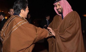 شاهد: تقرير يكشف الحوار الذي دار بين ولي العهد ورئيس وزراء اليابان