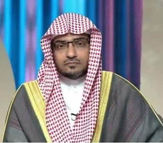 عاملة غير مسلمة تطلب من مخدومتها دخول المسجد النبوي.. وهكذا رد عليها “المغامسي” (فيديو)