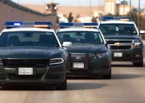 القبض على شخص تحرش بامرأة أثناء قيادتها مركبتها في بريدة القبض على شخص تحرش بامرأة أثناء قيادتها مركبتها في بريدة