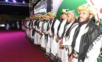 فرقتا محافظة هروب ومركزي دفا والسلف يبهران الحضور على مسرح مهرجان البن السابع فرقتا محافظة هروب ومركزي دفا والسلف يبهران الحضور على مسرح مهرجان البن السابع