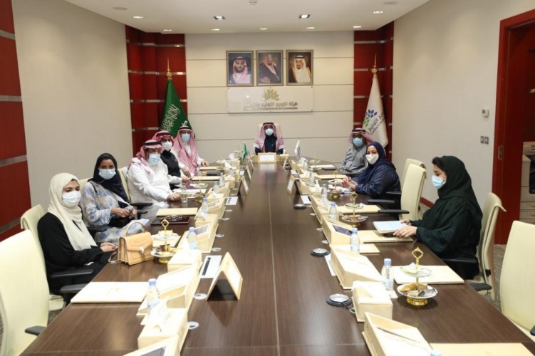 هيئة تقويم التعليم والتدريب وجامعة الأعمال والتكنولوجيا تناقشان مستقبل التعليم والتوجهات المستقبلية للجامعة