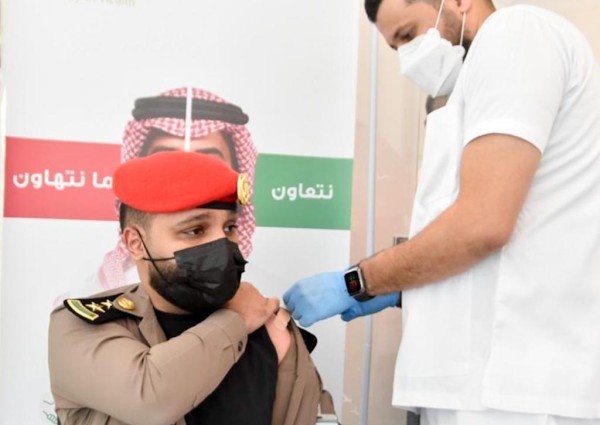بتوجيهات سمو أمير جازان انطلاق حملة التطعيم ضد فايروس كورونا لمنسوبي الامارة .. بتوجيهات سمو أمير جازان انطلاق حملة التطعيم ضد فايروس كورونا لمنسوبي الامارة ..