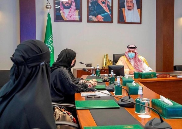سمو أمير منطقة حائل يطّلع على مبادرة تمكين المرأة في المناصب القيادية سمو أمير منطقة حائل يطّلع على مبادرة تمكين المرأة في المناصب القيادية