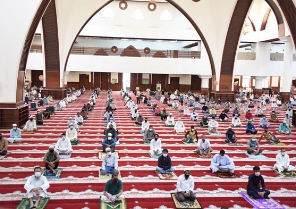 التجمع الصحي الأول بالشرقية يواصل تطبيق الإجراءات الاحترازية في ١٩ جامع خلال أسبوعين التجمع الصحي الأول بالشرقية يواصل تطبيق الإجراءات الاحترازية في ١٩ جامع خلال أسبوعين