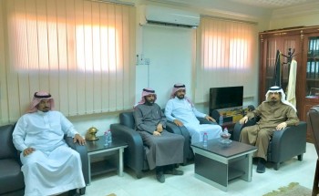 محافظ ضرية دراسة الشراكة بين بنك التنمية الاجتماعية و الجمعية الخيرية و لجنة التنمية
