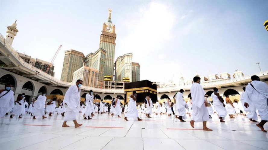 “نائب وزير الحج” يكشف حقيقة تحديد عدد الحجيج هذا العام بـ 60 ألفاً