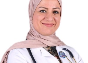 تكريم الدكتورة كوثر العيد بجائزة الشيخ عيسى بن علي في الصفوف الأمامية في مملكة البحرين