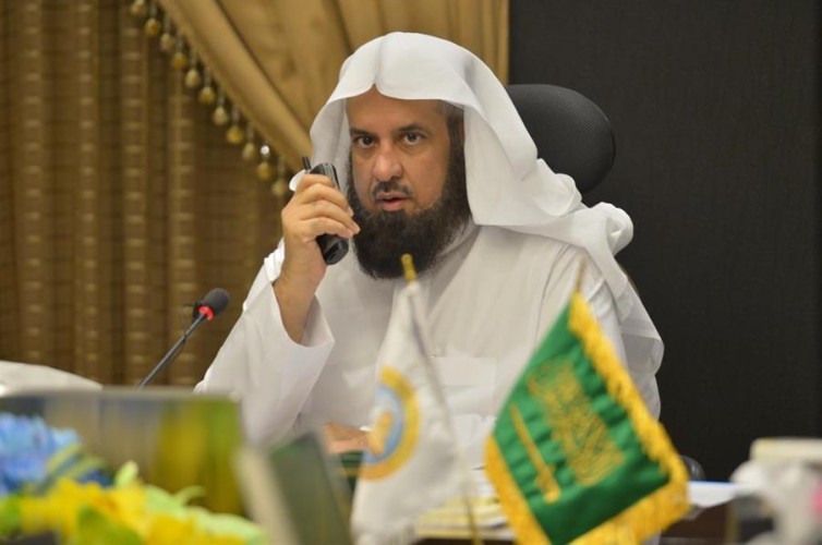 للاستفادة منها في الحجر.. رئيس “الأمر بالمعروف” يوجه بوضع عدد من مباني الرئاسة تحت تصرف “الصحة”