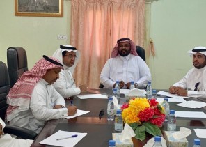 رئيس مركز آل زيدان يبحث مع رئيس بلدية الداير و المجلس البلدي احتياجات الآهالي رئيس مركز آل زيدان يبحث مع رئيس بلدية الداير و المجلس البلدي احتياجات الآهالي