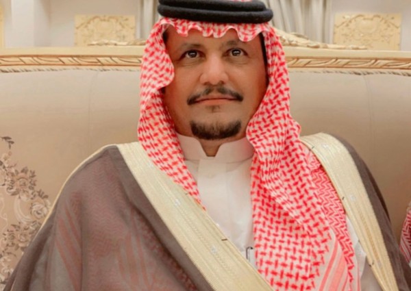 سمو الأمير “مشعل بن محمد بن عبدالعزيز” يقدم برقية تهنئة إلى رجل الأعمال “عايد بن عبيد الشويلعي” بمناسبة زواج أبنائه