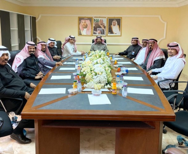 محافظ ضرية يترأس لجنة التنمية السياحية بالمحافظة