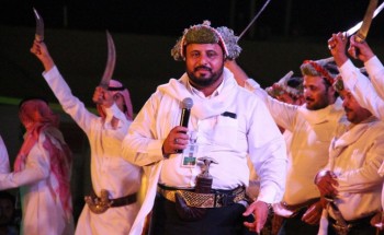 بالصور فرقة بني حريص تشعل حماس الجمهور بمهرجان البن بالصور فرقة بني حريص تشعل حماس الجمهور بمهرجان البن