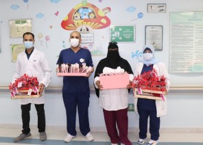 الطب الشرعي بالرياض يكرم الأمهات في اليوم العالمي للأم الطب الشرعي بالرياض يكرم الأمهات في اليوم العالمي للأم
